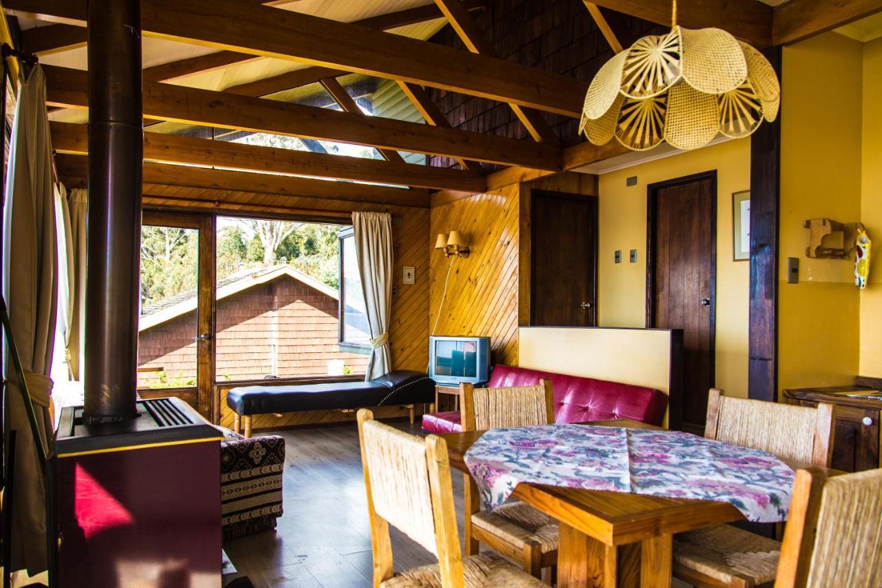 Hotel Y Cabanas Puerto Pilar Río del Sur 外观 照片